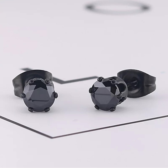 🐘🐘 Men’s Stainless Steel Black Sapphire Stud Earrings - Picture 7 of 9